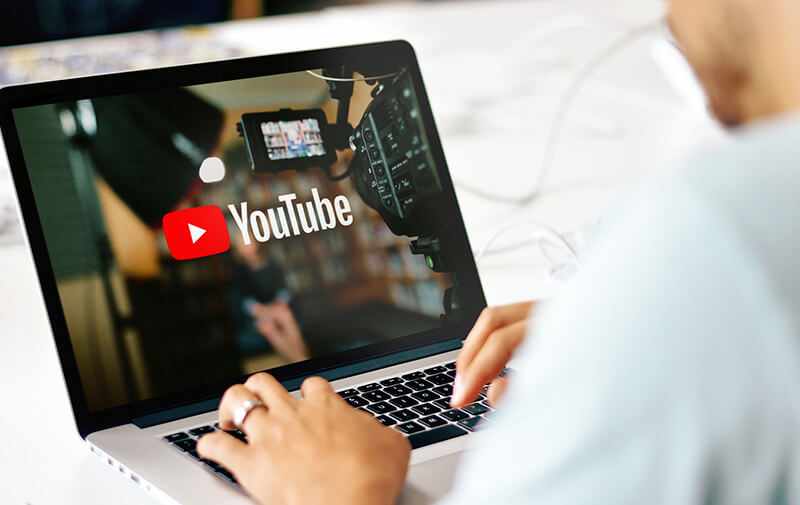 How to live stream on Youtube